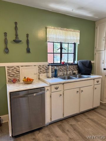 1222 Vanderbilt Avenue, Niagara Falls, NY 14305