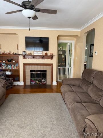 1222 Vanderbilt Avenue, Niagara Falls, NY 14305