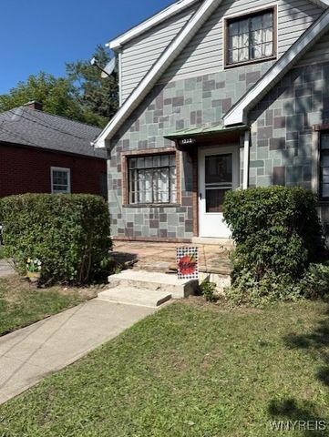 1222 Vanderbilt Avenue, Niagara Falls, NY 14305