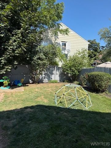 1222 Vanderbilt Avenue, Niagara Falls, NY 14305