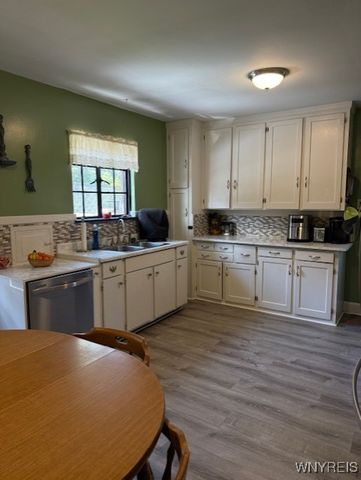 1222 Vanderbilt Avenue, Niagara Falls, NY 14305