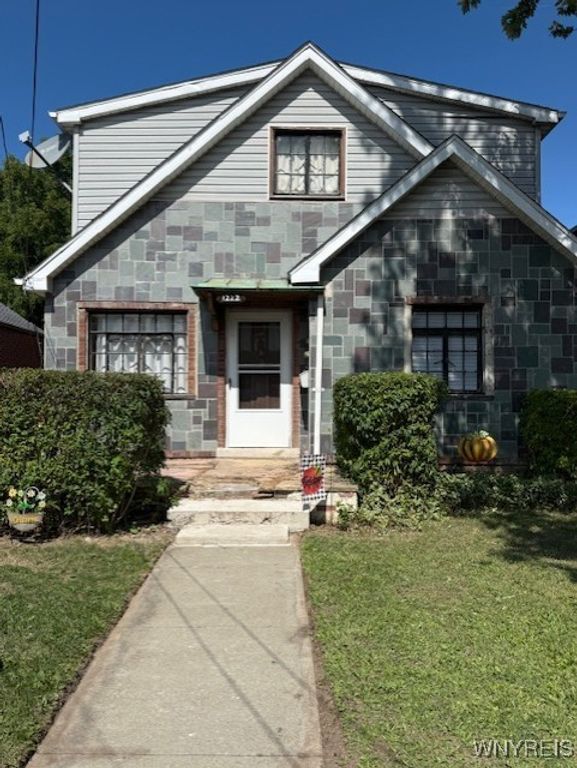 1222 Vanderbilt Avenue, Niagara Falls, NY 14305