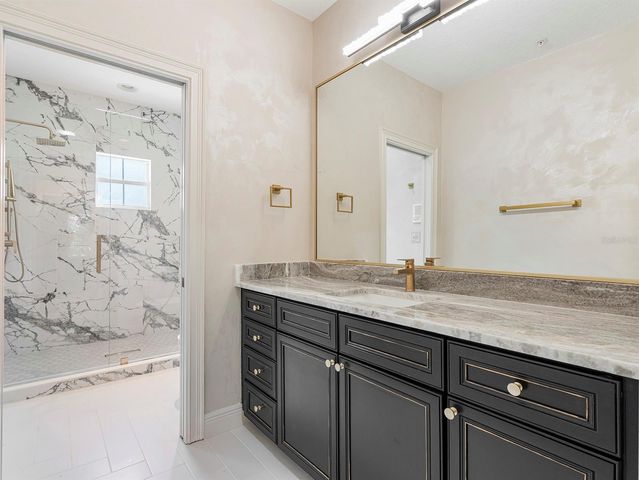 1223 COUNTRY CLUB OAKS CIRCLE, Orlando, FL 32804