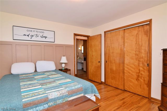 906 Davis Avenue, Cuyahoga Falls, OH 44221