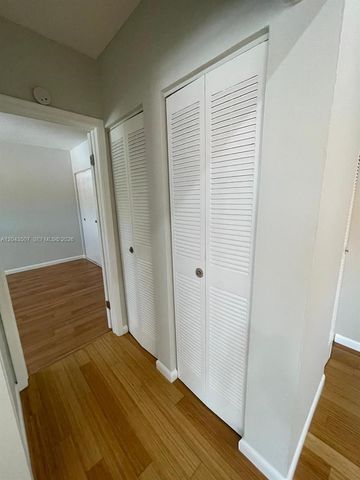 1300 N 17th Ave 205, Hollywood, FL 33020