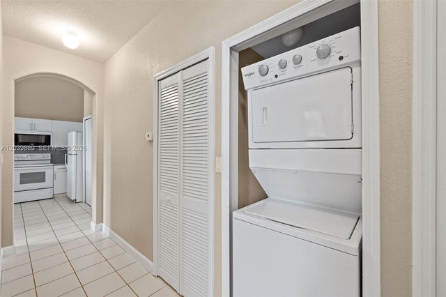 1692 SE 29th Court 205, Homestead, FL 33035