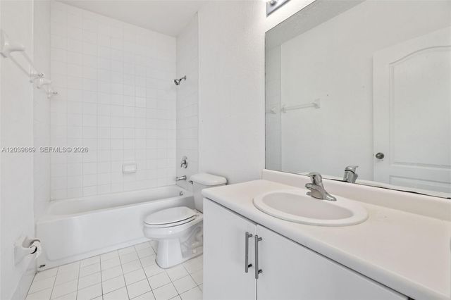 1692 SE 29th Court 205, Homestead, FL 33035