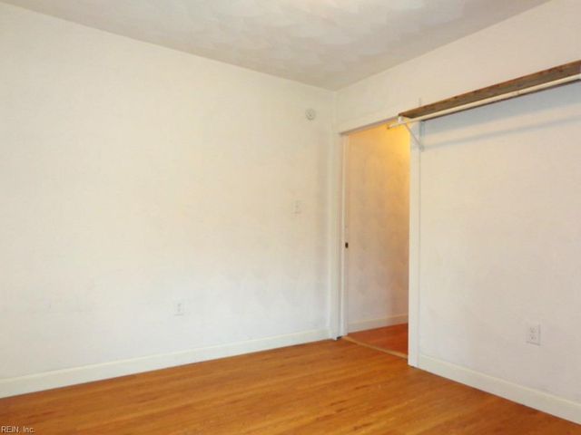 2016 E Ocean View Ave Apt 9, Norfolk, VA 23503