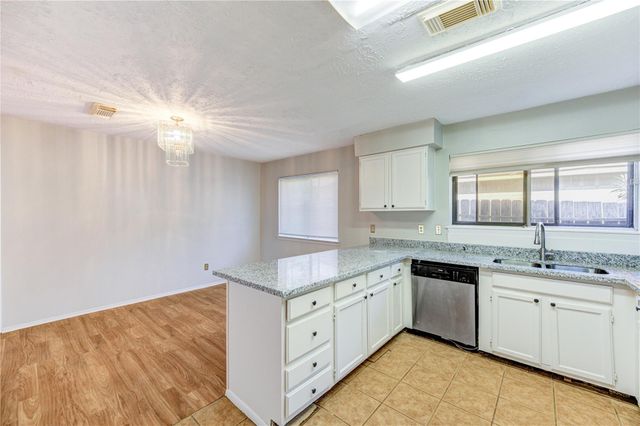 1510 Chestnut Tree Lane, Houston, TX 77067