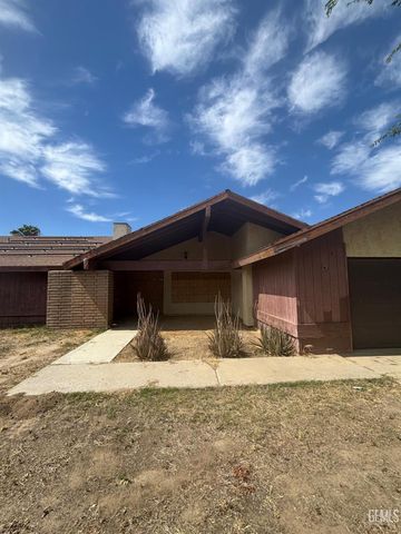 10648 Mountain View Road, Bakersfield, CA 93307