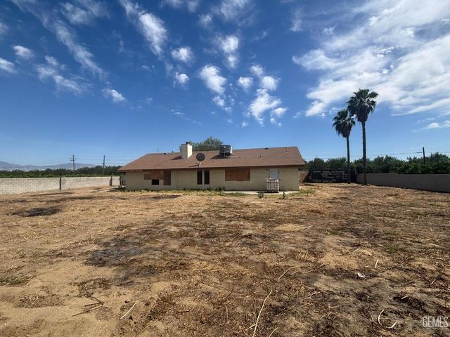 10648 Mountain View Road, Bakersfield, CA 93307