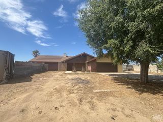 10648 Mountain View Road, Bakersfield, CA 93307