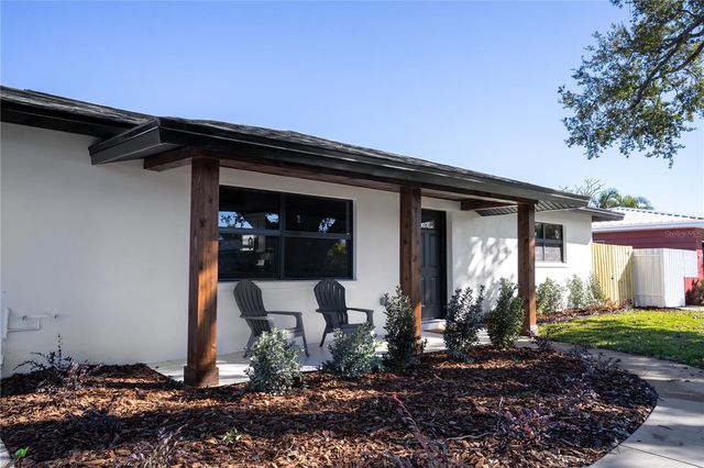 8849 109TH LANE, Seminole, FL 33772