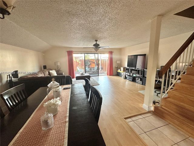 7361 SW 26th Ct 84, Davie, FL 33314