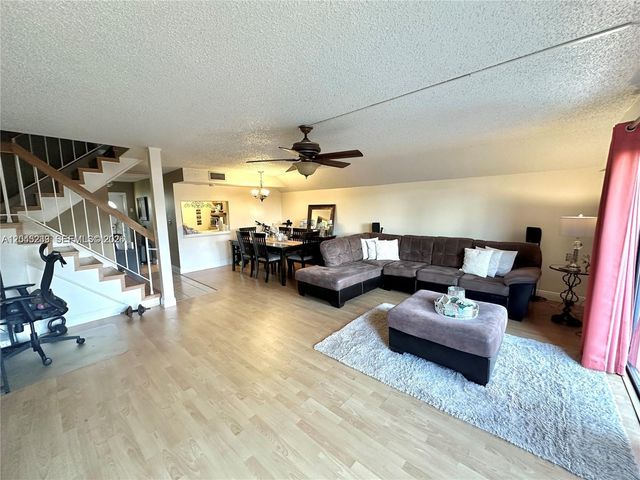 7361 SW 26th Ct 84, Davie, FL 33314
