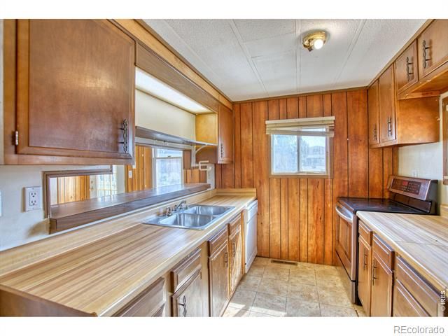1212 Mackay Court, Dacono, CO 80514
