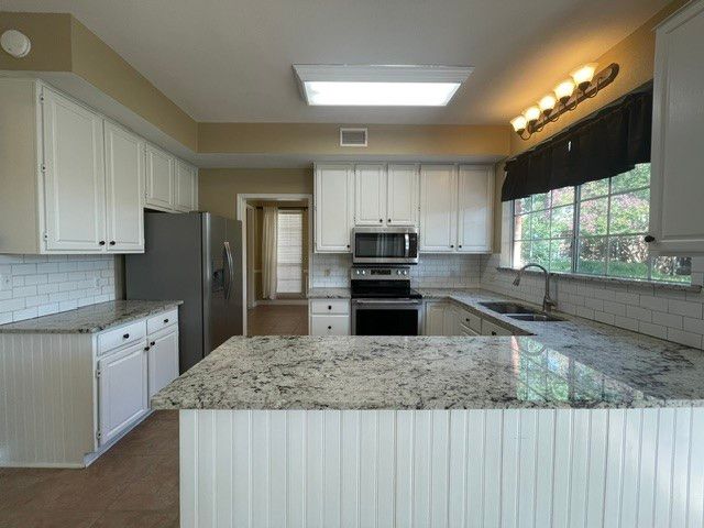 3222 Mapleridge Drive, Grapevine, TX 76051