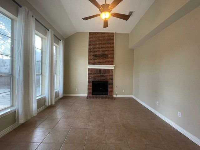 3222 Mapleridge Drive, Grapevine, TX 76051