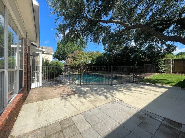 3222 Mapleridge Drive, Grapevine, TX 76051