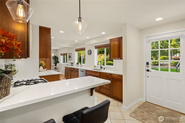 12641 NE 104th Street, Kirkland, WA 98033