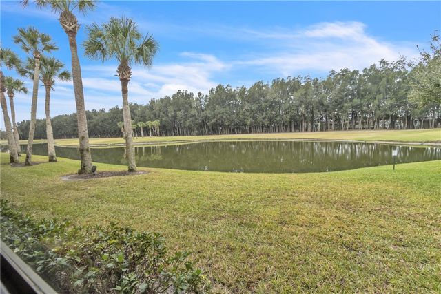 12 Plantation Drive 106, Vero Beach, FL 32966