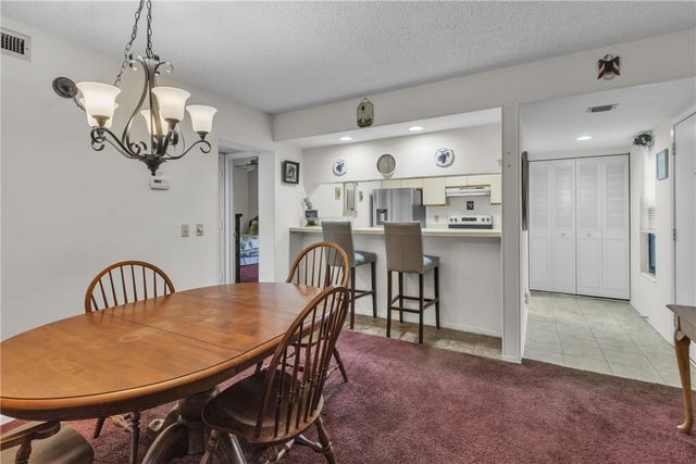 12 Plantation Drive 106, Vero Beach, FL 32966