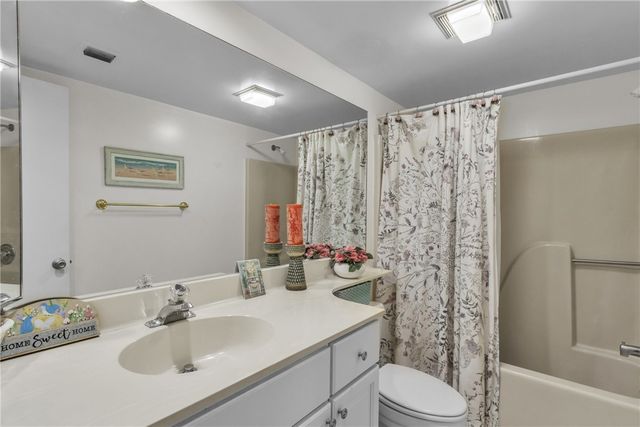 12 Plantation Drive 106, Vero Beach, FL 32966