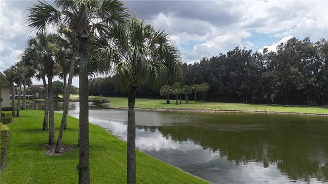 12 Plantation Drive 106, Vero Beach, FL 32966