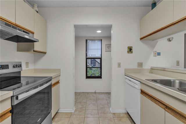 12 Plantation Drive 106, Vero Beach, FL 32966