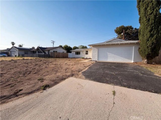 27807 Pluto Street, Highland, CA 92346