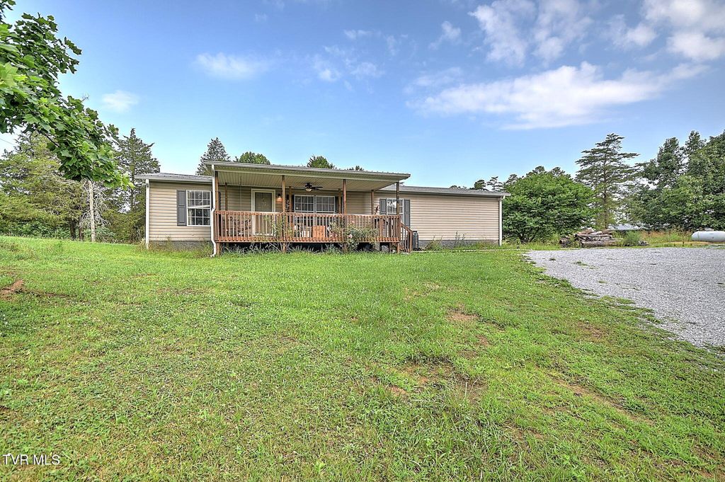 396 Summitt Hill Road, Bulls Gap, TN 37711