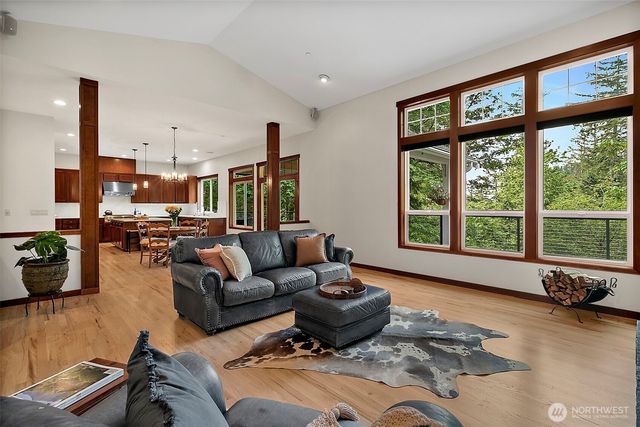 6407 282nd Avenue SE, Issaquah, WA 98027