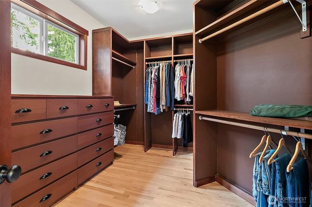 6407 282nd Avenue SE, Issaquah, WA 98027