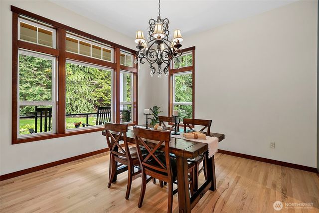 6407 282nd Avenue SE, Issaquah, WA 98027