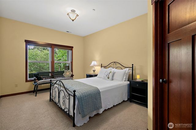 6407 282nd Avenue SE, Issaquah, WA 98027