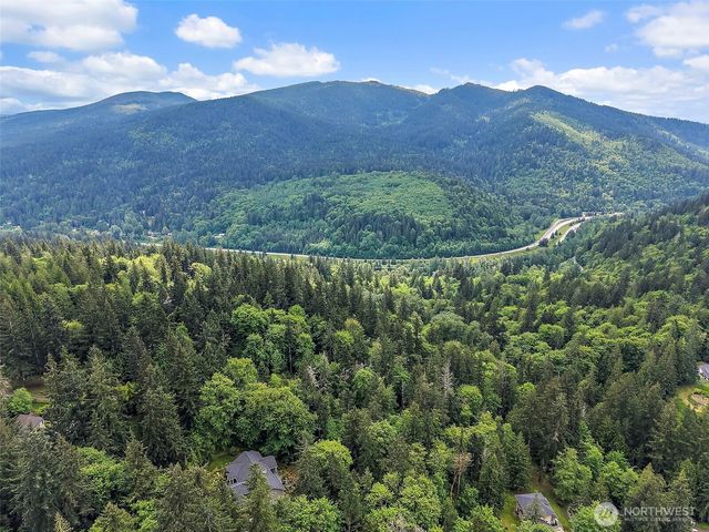 6407 282nd Avenue SE, Issaquah, WA 98027