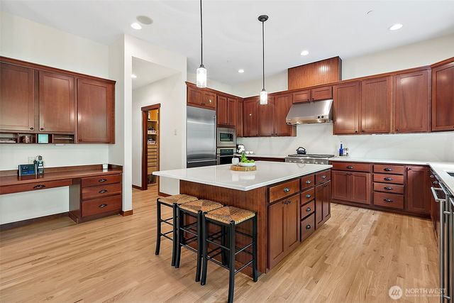 6407 282nd Avenue SE, Issaquah, WA 98027