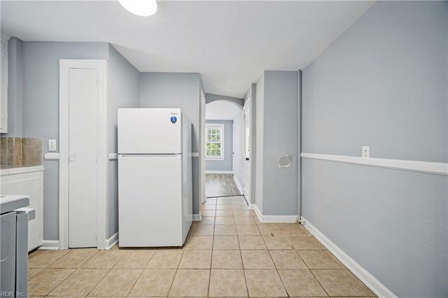 143 Maryland Ave Apt 3, Portsmouth, VA 23707