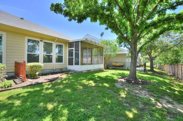 221 Bonham LOOP, Georgetown, TX 78633