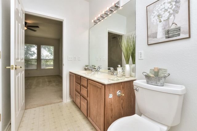 221 Bonham LOOP, Georgetown, TX 78633