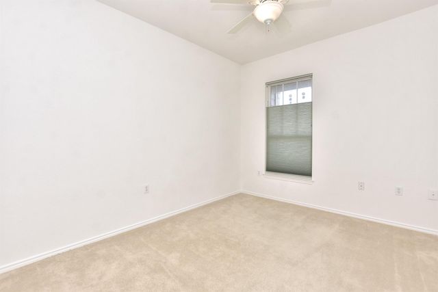 221 Bonham LOOP, Georgetown, TX 78633
