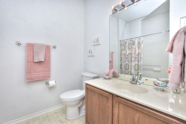 221 Bonham LOOP, Georgetown, TX 78633