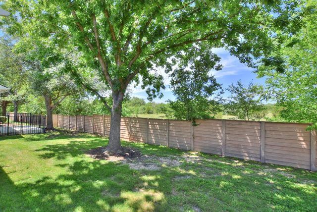 221 Bonham LOOP, Georgetown, TX 78633