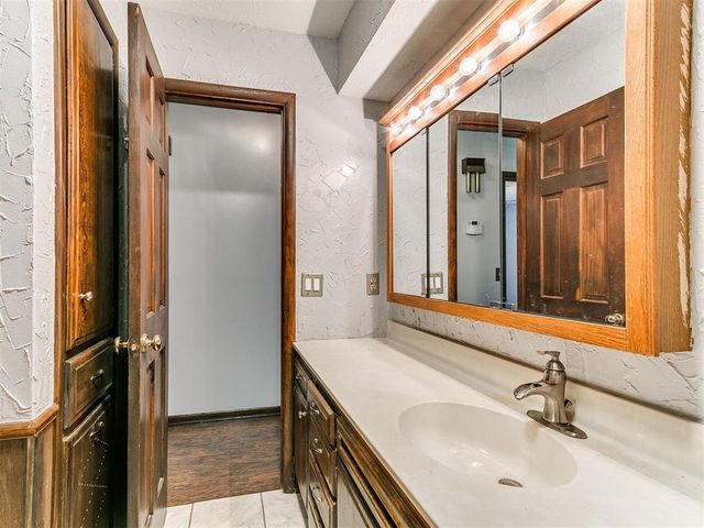 5004 N Warren Avenue, Oklahoma City, OK 73112