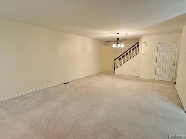 251 S Village Way 21, Canton, MI 48188