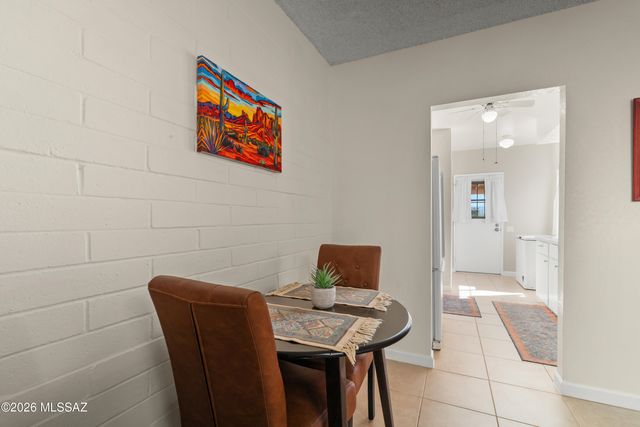 161 N Calle Acuarela, Green Valley, AZ 85614