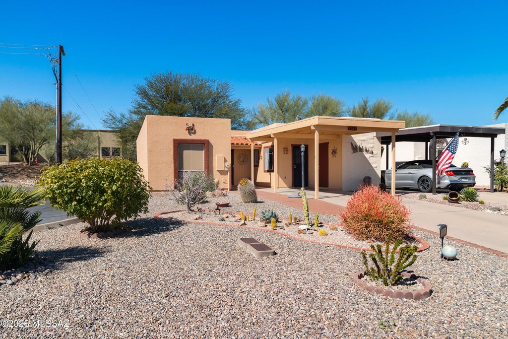 161 N Calle Acuarela, Green Valley, AZ 85614