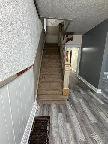 617 Cypress Avenue, Kansas City, MO 64124