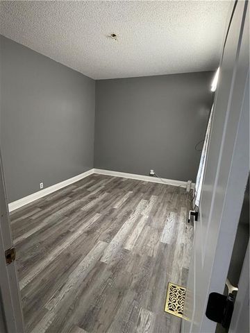 617 Cypress Avenue, Kansas City, MO 64124