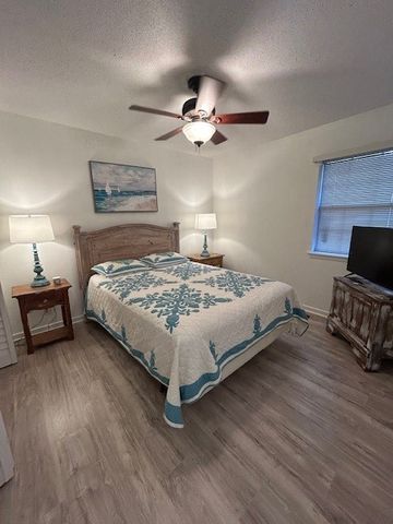 553 Brockinton South Drive, St Simons Island, GA 31522